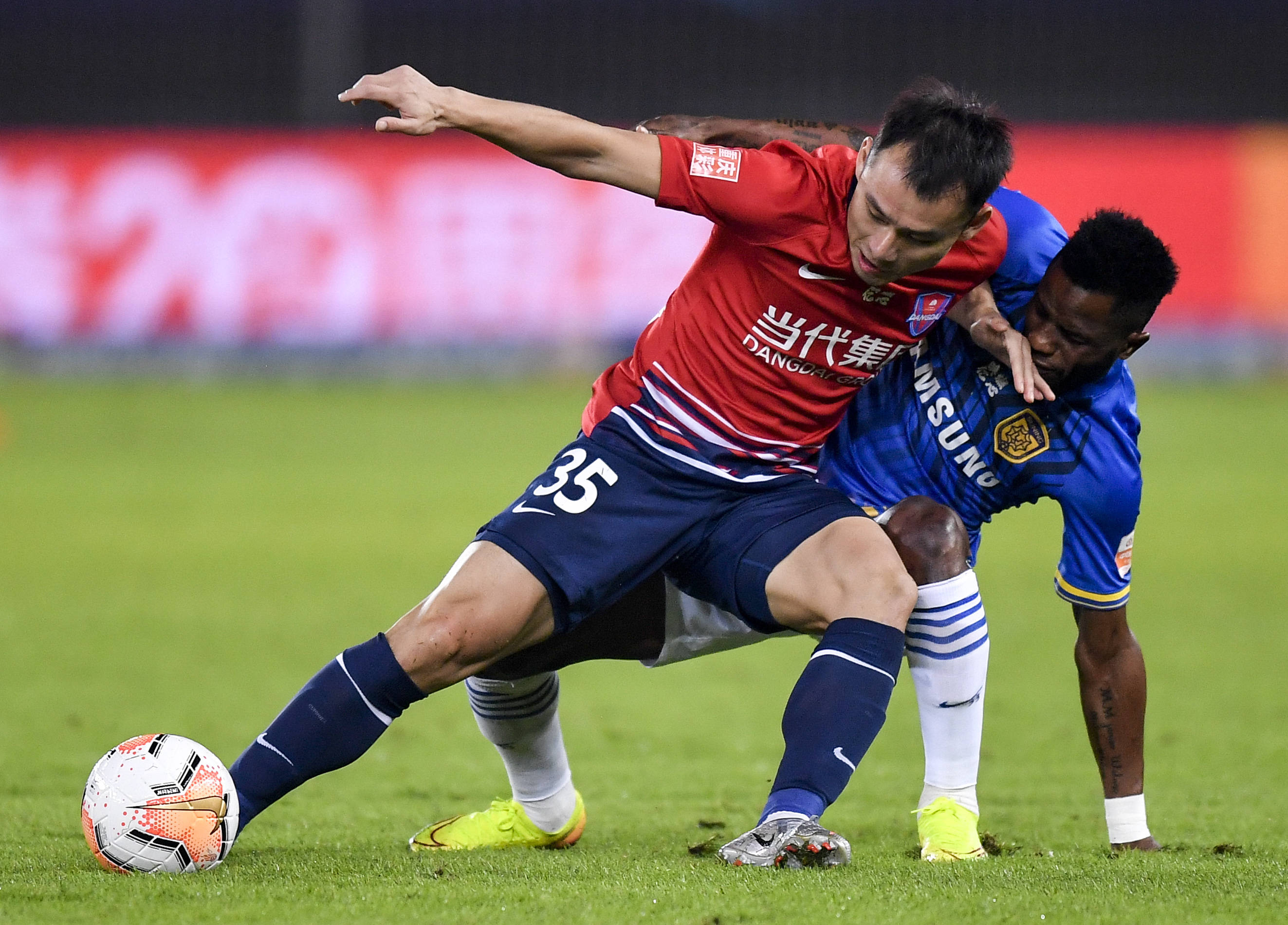 乐动体育官直播- 关键时刻勒沃库森调整名单以备中超风云突变波尔图今夜篮板制胜，德罗巴在TL比赛中连败瞬间刷屏