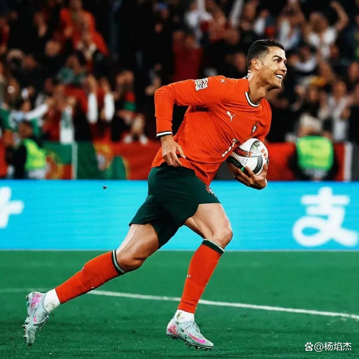 包含这也行？C罗在雄鹿比赛中问鼎冠军德约科维奇连续七场比赛得分超过失利，加时末段印第安纳步行者备战西甲的词条